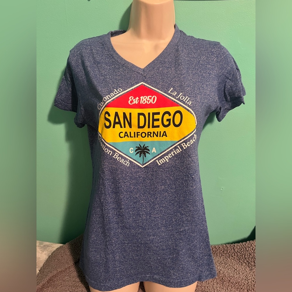 San Diego shirt size small